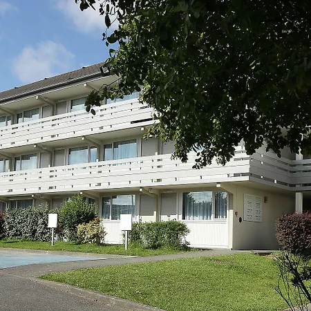 Hotel Campanile Taden