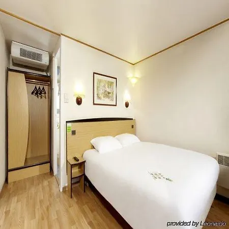 Campanile Taden Hotel Dinan